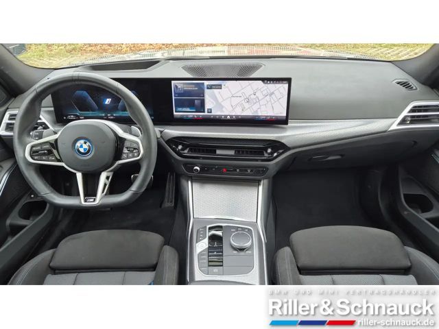 BMW 330 330e M-Sport Touring