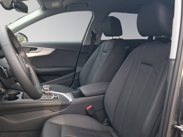 Audi A4 35 TFSI Avant S-Tronic