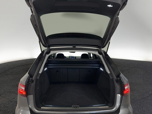 Audi A4 35 TDI Avant S-Line S-Tronic