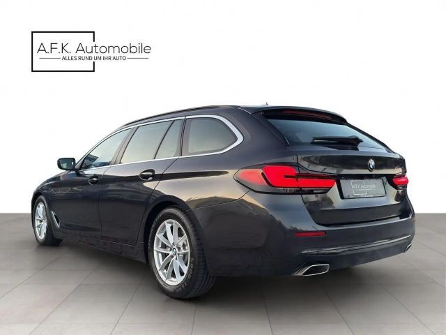BMW 520 520d M-Sport