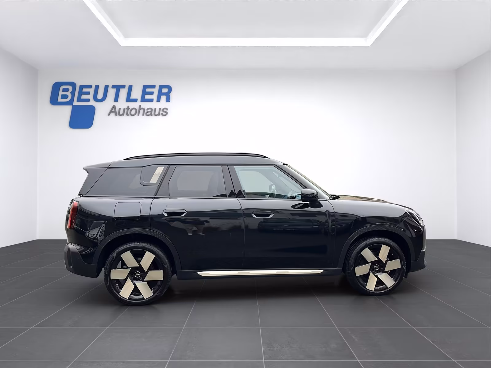 MINI Cooper C Countryman Favoured