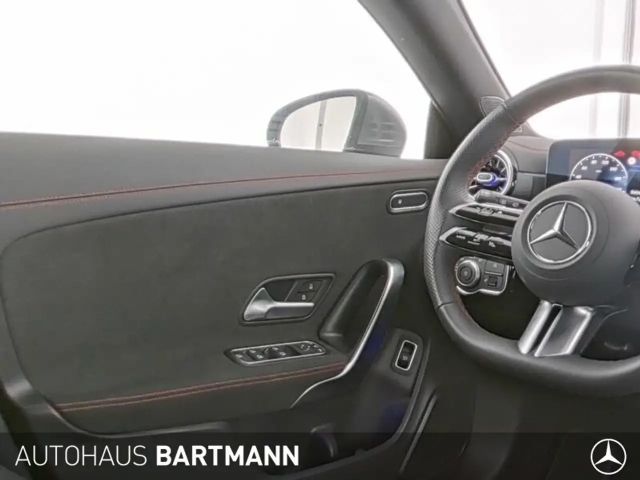 Mercedes-Benz CLA 200 AMG Line Shooting Brake