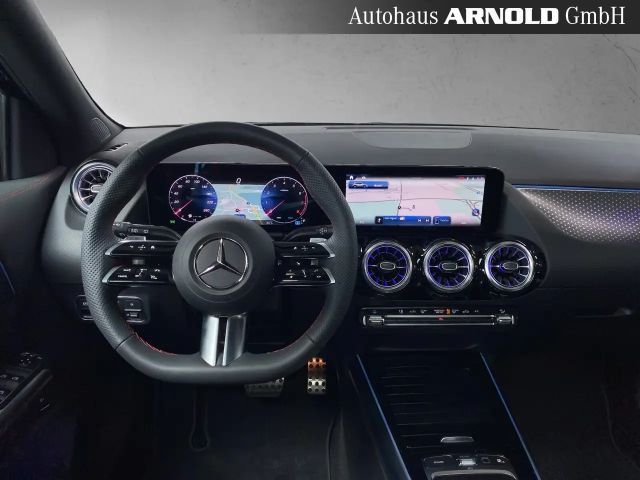 Mercedes-Benz GLA 180 AMG Line