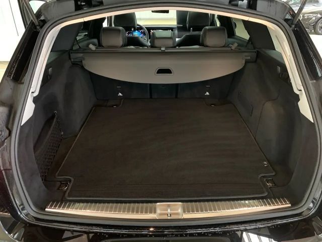 Mercedes-Benz E 220 AMG Line E 220 d Estate
