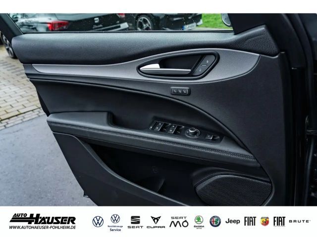 Alfa Romeo Stelvio AT8 Q4 Veloce