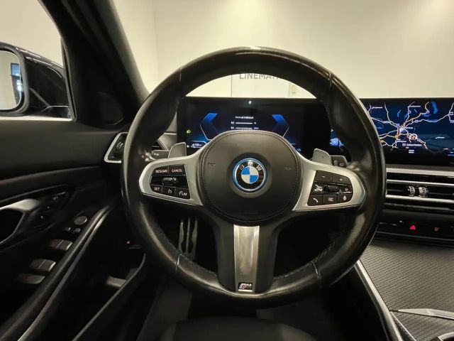 BMW 330 330e M-Sport Touring xDrive