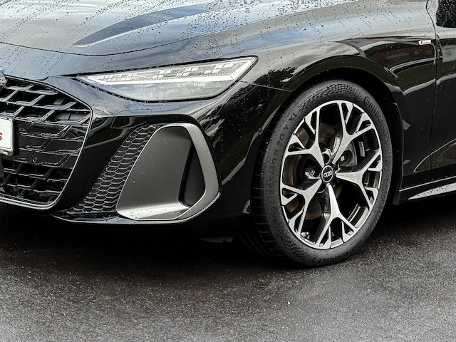 Audi A6 Avant Quattro S-Tronic