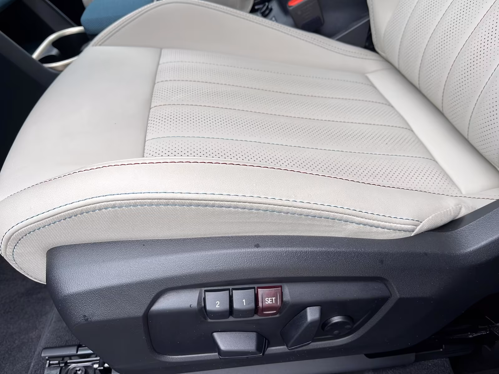 MINI Cooper C Countryman Favoured