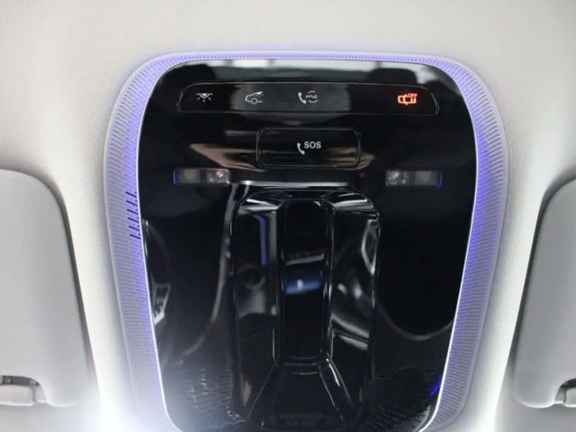 Mercedes-Benz C 180 AVANTGARDE Sedan