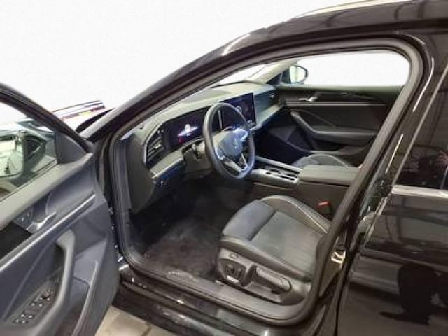 Volkswagen Passat 1.5 eTSI Business DSG