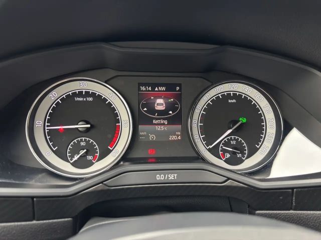 Skoda Superb 2.0 TDI Combi Sportline