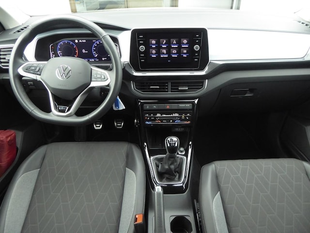 Volkswagen T-Cross Life