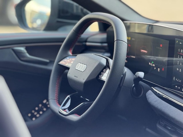 Audi A6 Quattro S-Tronic Sedan