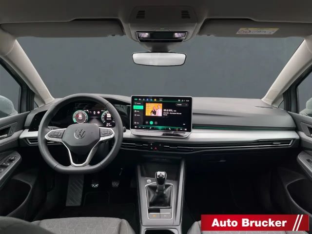 Volkswagen Golf 1.5 TSI Golf VIII Life