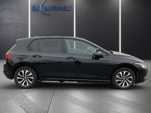 Volkswagen Golf 1.5 eTSI Golf VIII