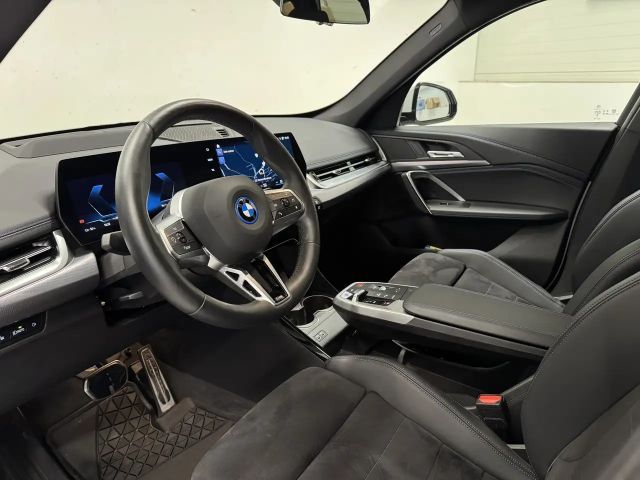 BMW iX1 xDrive30