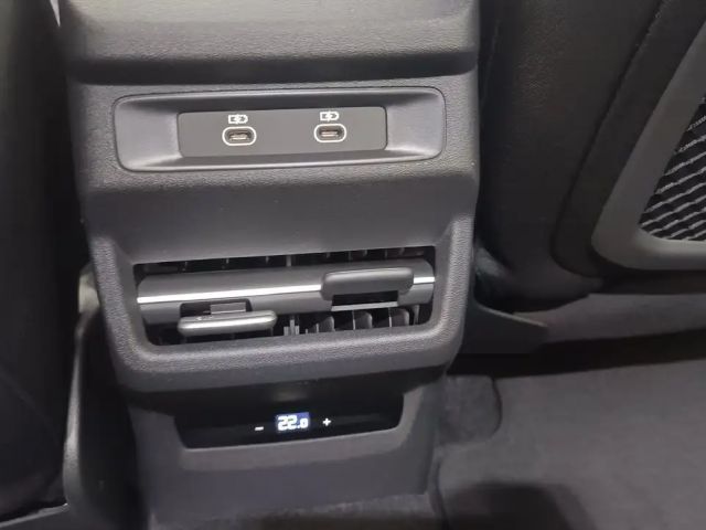 Audi Q3 TFSI intense 110 kW