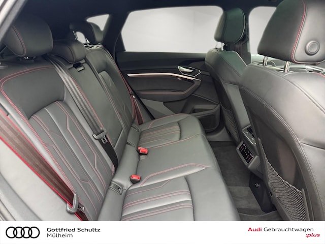 Audi Q8 e-tron 55 Quattro S-Line