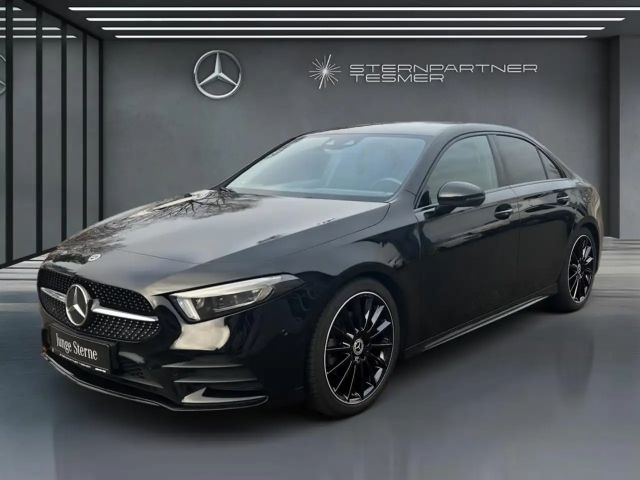 Mercedes-Benz A 220 A 220 d AMG Line