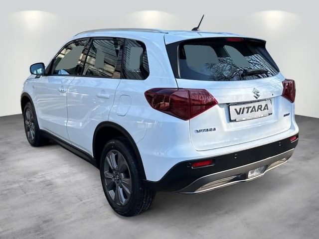 Suzuki Vitara Club Hybrid
