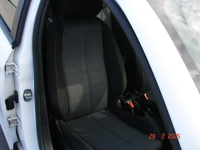 Opel Corsa 1,2  **GEBRAUCHTWAGENGARANTIE**