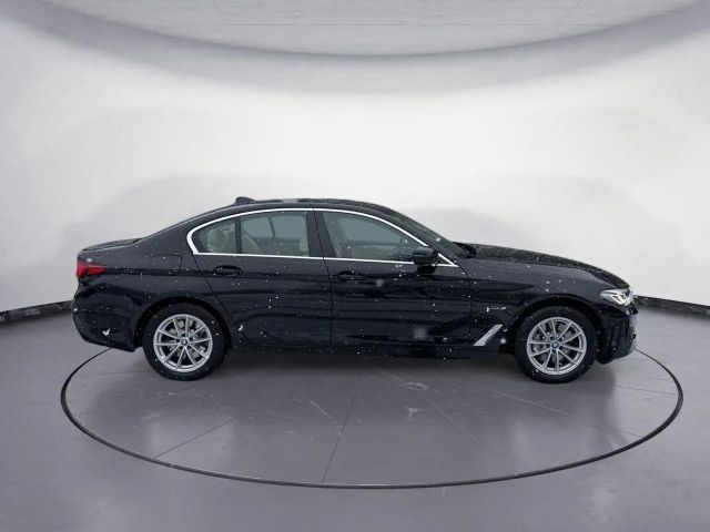 BMW 530 530e Sedan xDrive