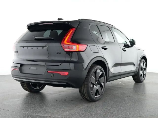 Volvo XC40 Plus