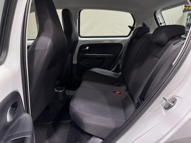 Volkswagen up! Move Move up!