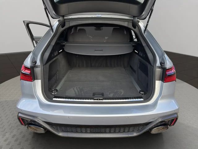 Audi RS6 Avant Performance Quattro