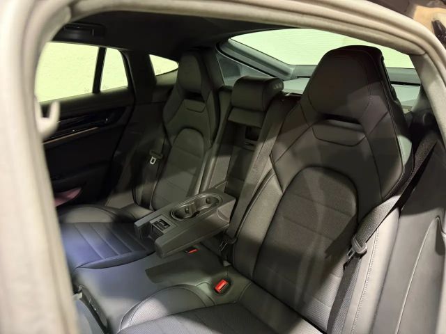 Porsche Panamera Coupé E-Hybrid Turbo