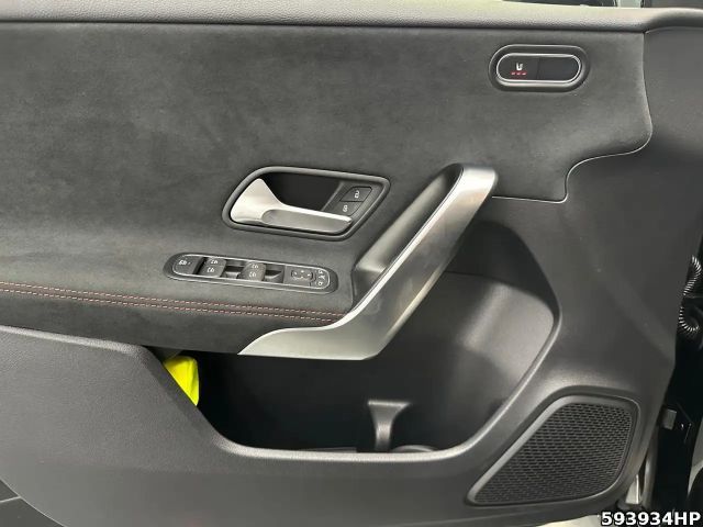 Mercedes-Benz A 200 AMG Line