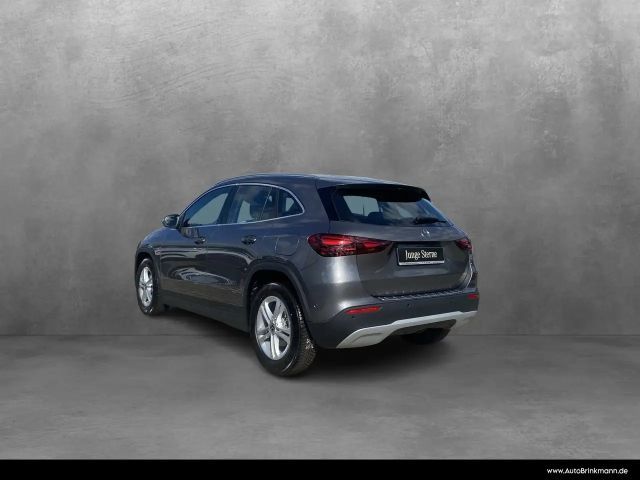 Mercedes-Benz GLA 180 GLA 180 AHK/Easy/Pack/LED/Kamera