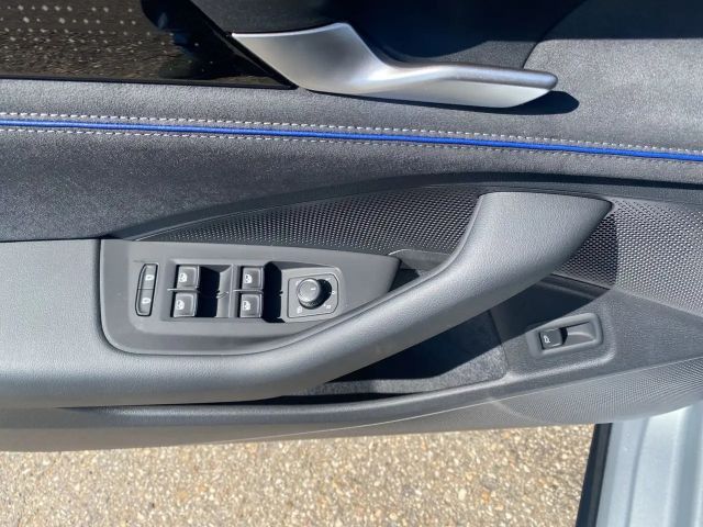 Volkswagen Passat DSG R-Line Variant