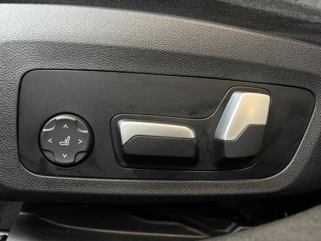 BMW 330 330e Touring