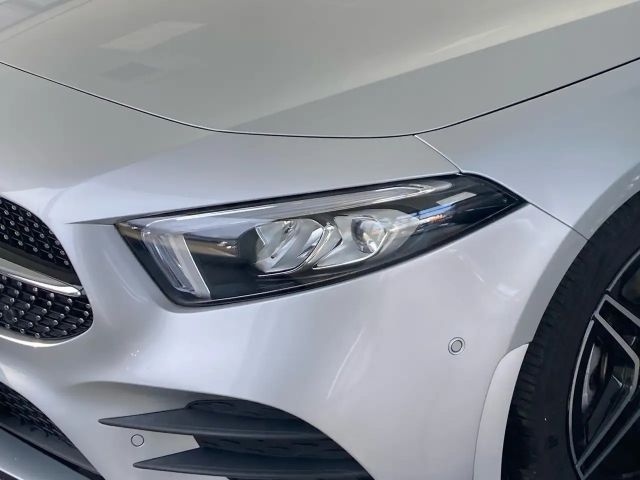 Mercedes-Benz A 200 AMG Line