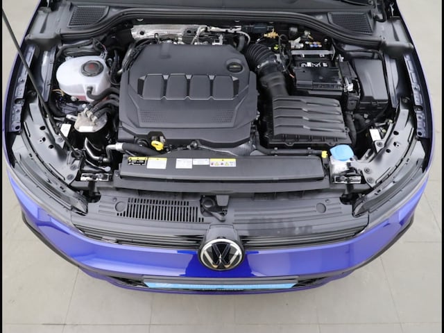 Volkswagen Golf 2.0 TDI DSG R-Line Style