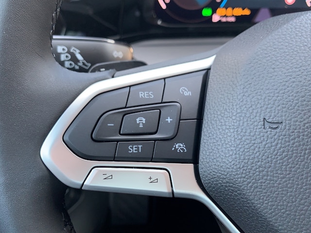 Volkswagen Golf 1.5 eTSI Golf VIII Style