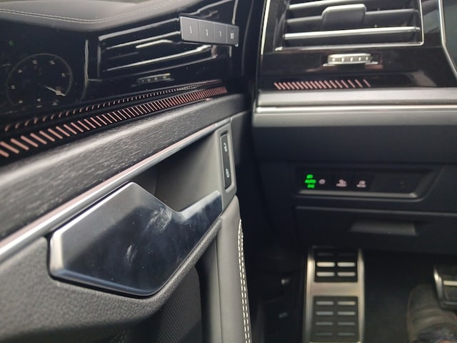 Volkswagen Touareg 3.0 V6 TDI 4Motion R-Line