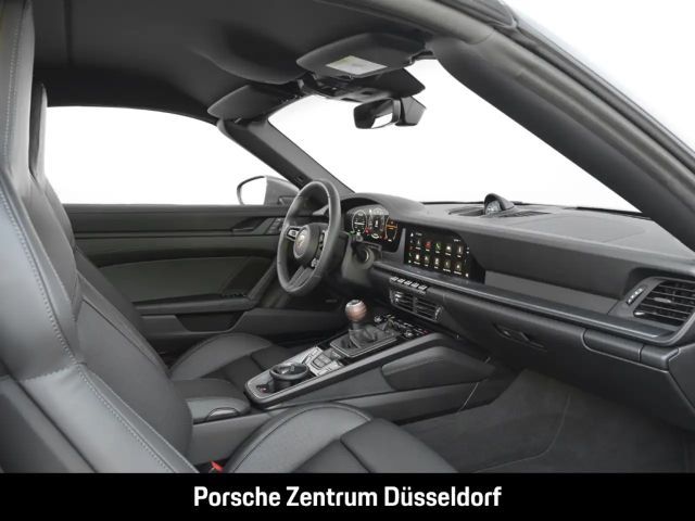 Porsche 992 Cabrio Carrera Turbo