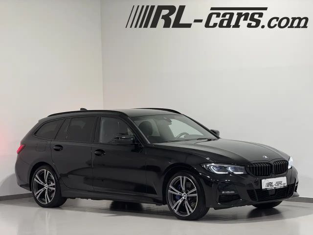 BMW 330 330e M-Sport xDrive