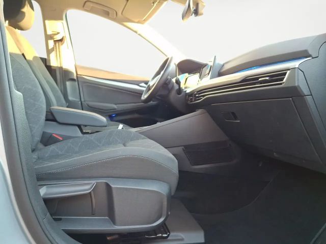 Volkswagen Golf 1.5 eTSI DSG Life Variant