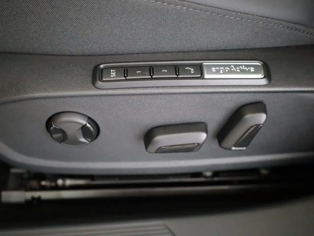 Volkswagen Golf Business Variant