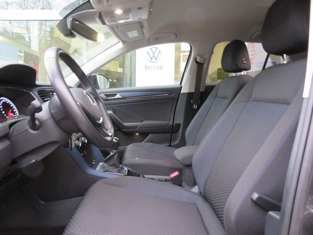 Volkswagen T-Roc T-ROC 2.0    CL   DT085 TDIM6F