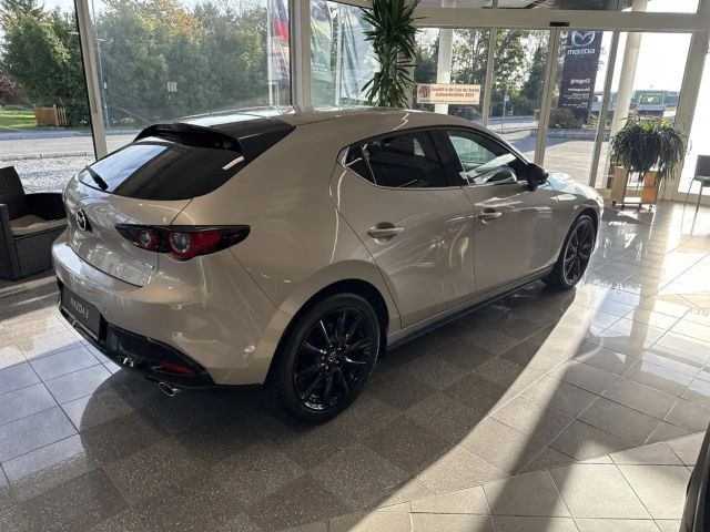 Mazda 3 2.5L Homura SkyActiv e-Skyactiv
