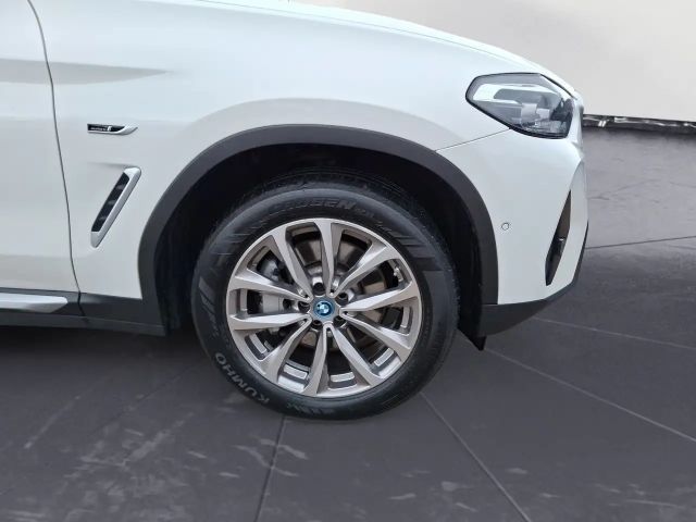 BMW X3 xDrive30e