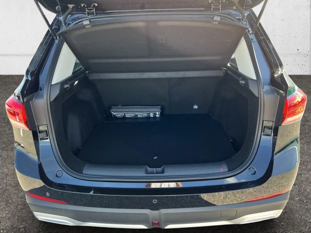 MG ZS Benzin+ Deluxe FWD 5tg.