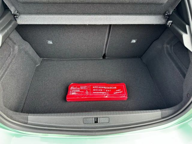 Opel Corsa Yes 1.2 SONDERMODELL*SHZ+LHZ*PDC*DAB