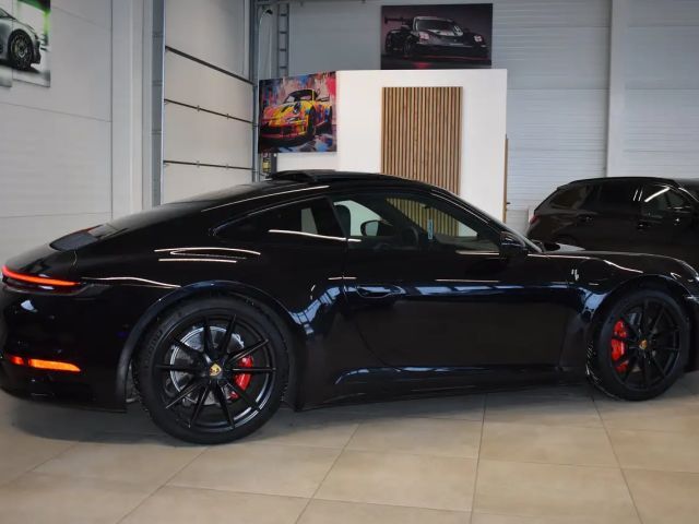 Porsche 911 4 Carrera Coupé S