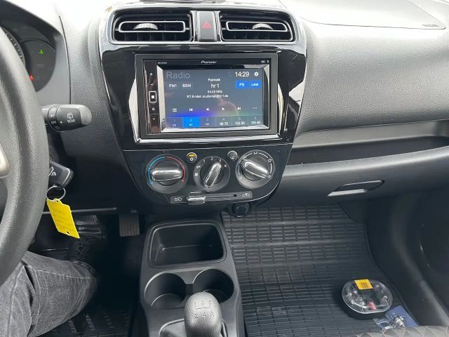 Mitsubishi Space Star Star