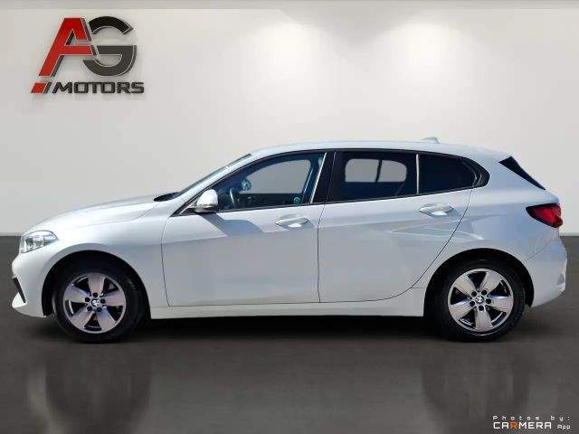 BMW 118 118d Sedan